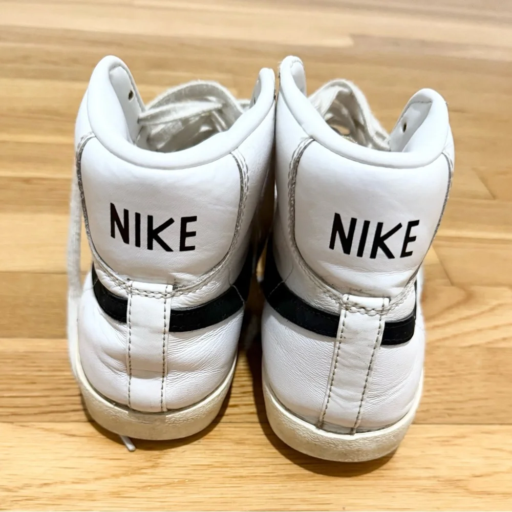 Nike Blazer Mid 77 Womens High Top Sneaker White Sail Black Leather Suede US 9 - Picture 9 of 12